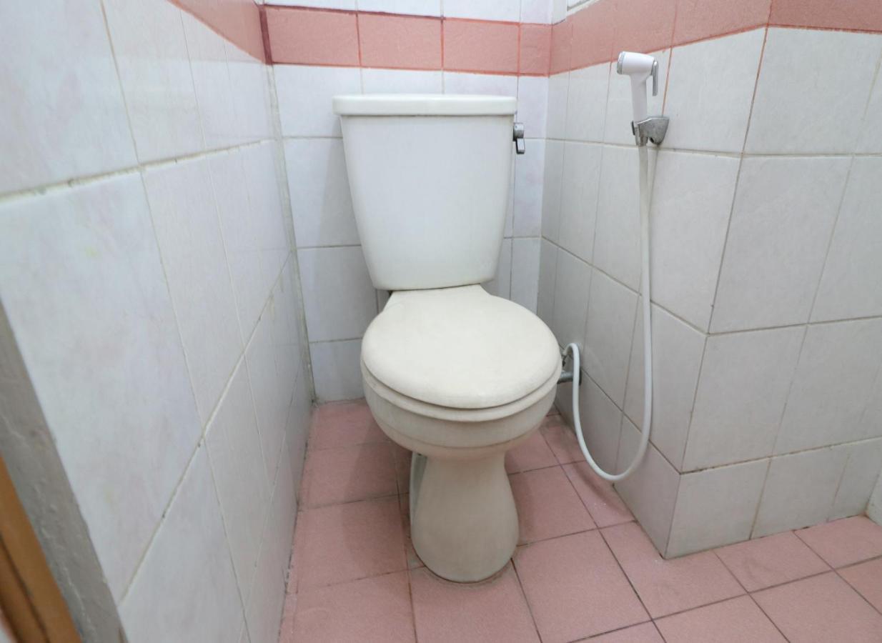 טנגרנג Hotel Huswah Airport מראה חיצוני תמונה