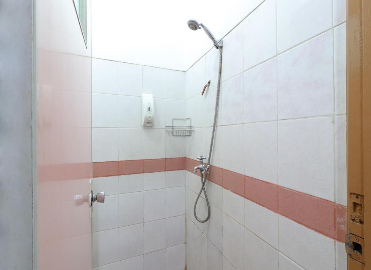 טנגרנג Hotel Huswah Airport מראה חיצוני תמונה